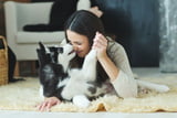 Frau und Hund